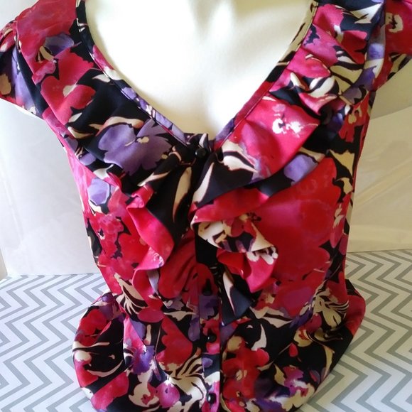 Anne Klein Tops - Anne Klein Multi-Color Size 6 Cap Sleeves Blouse